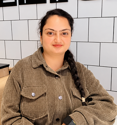 Rajvir-Kaur-Headshot